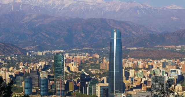 Santiago landscape_cropped_816x428